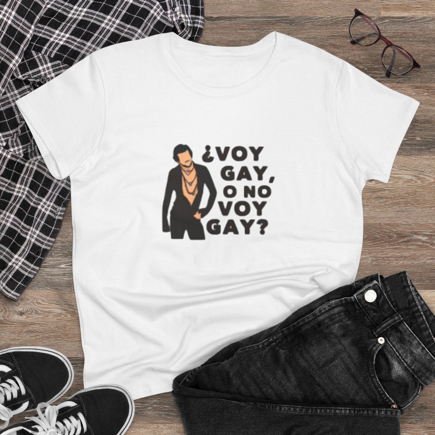 Camiseta Con Frase Personalziada de Carlos Aqui no hay quien viva "Voy Gay o no Voy Gay