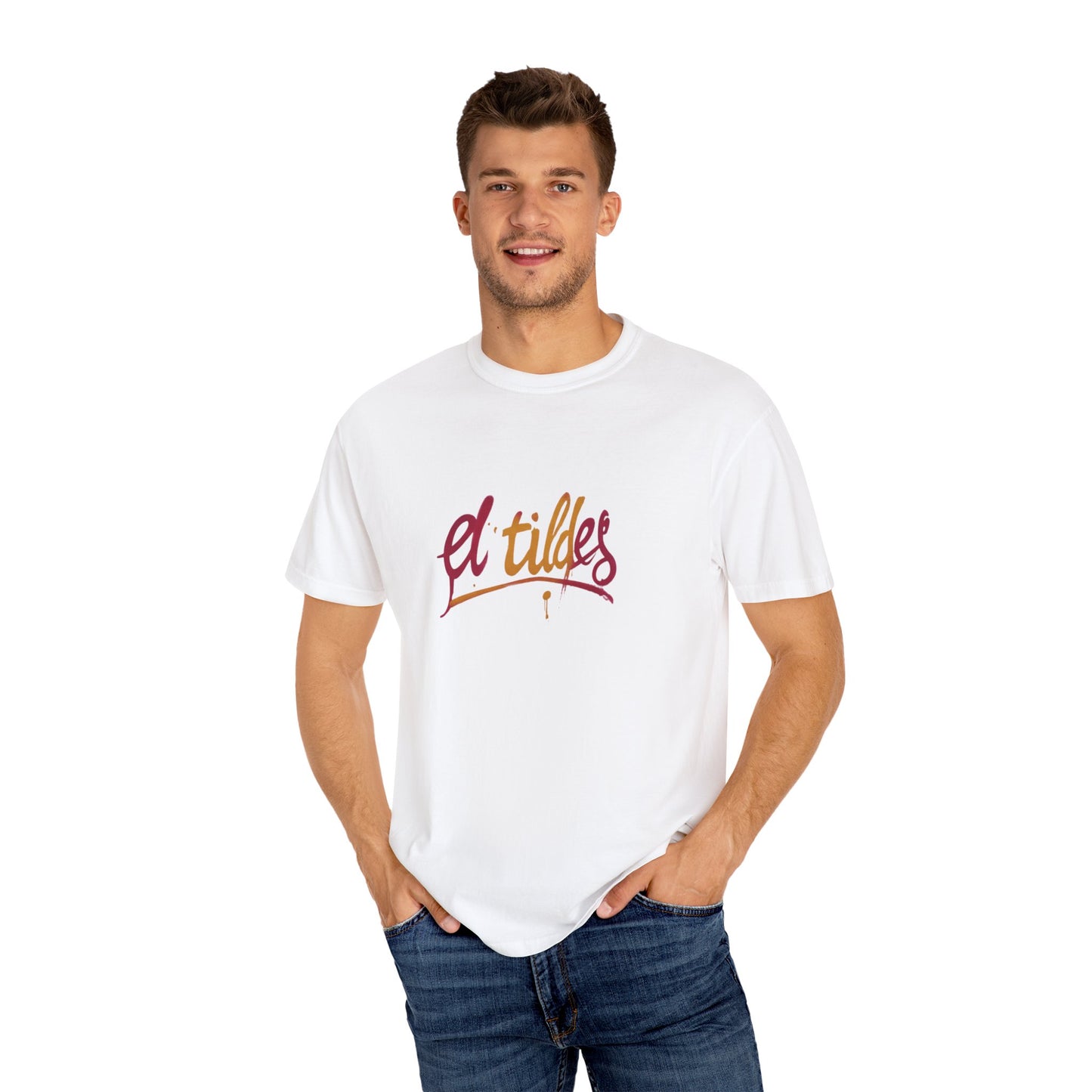 Camiseta colorida teñida con diseño de 'El Tilde', camiseta casual unisex