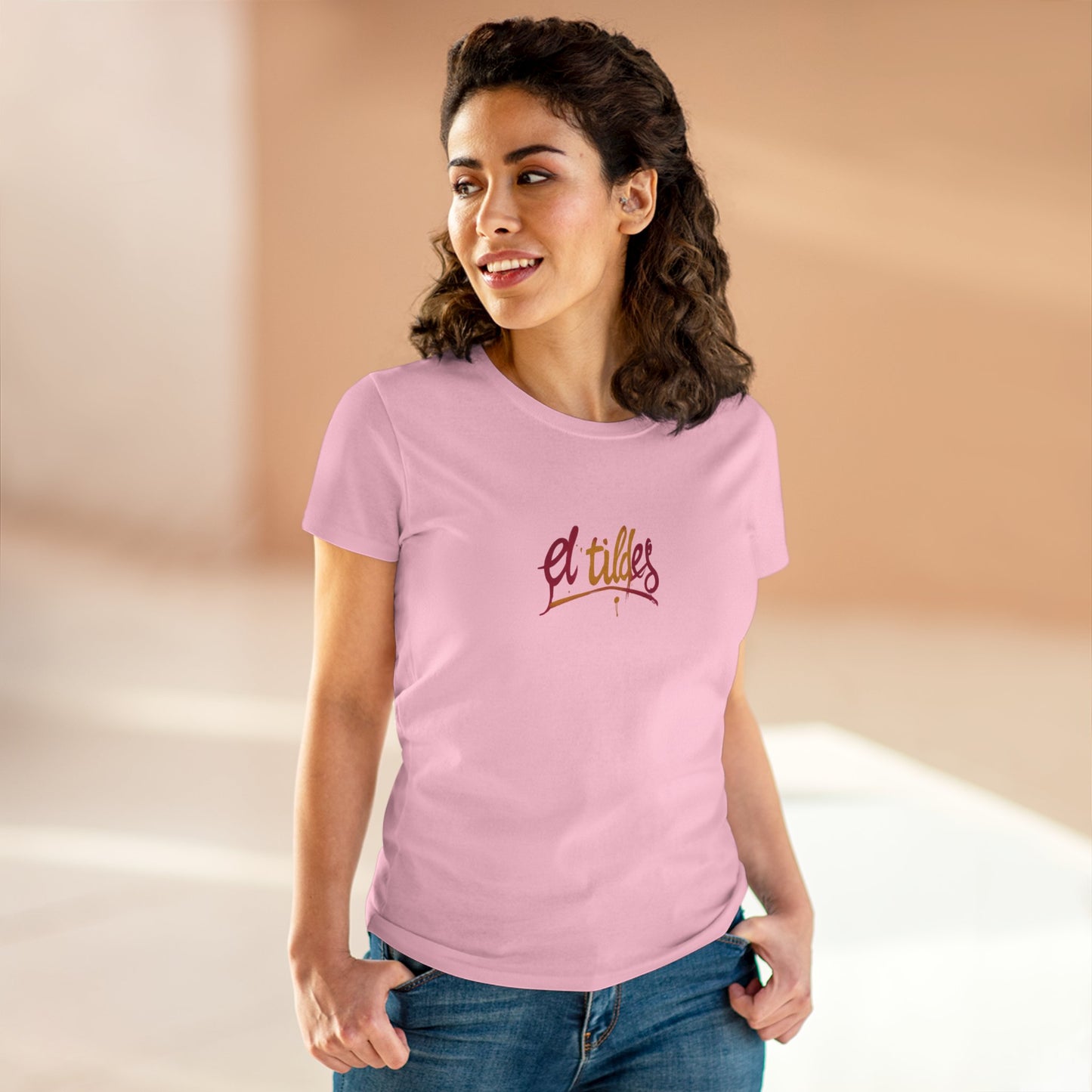 Camiseta elegante para mujer con cita inspiradora "El Tildes" Estilo Vintage